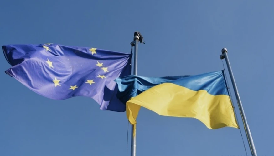 Хронологія надходження 1,4 мільярда євро Україні з доходів від заморожених російських активів
