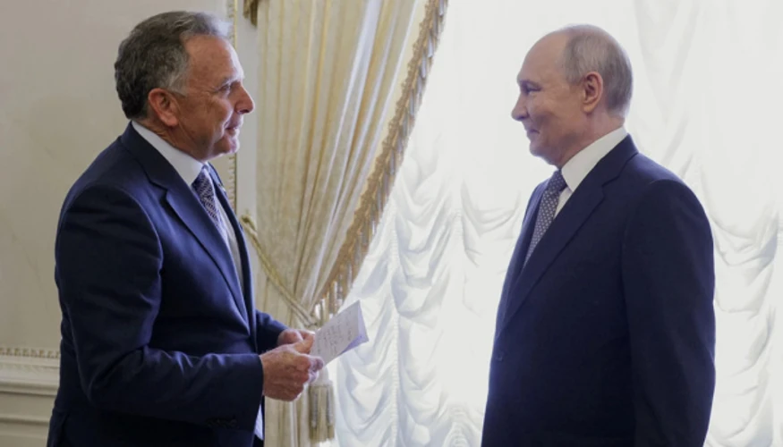 Трамп ухилився від прямої відповіді щодо слів Віткоффа про «гуманіста» Путіна